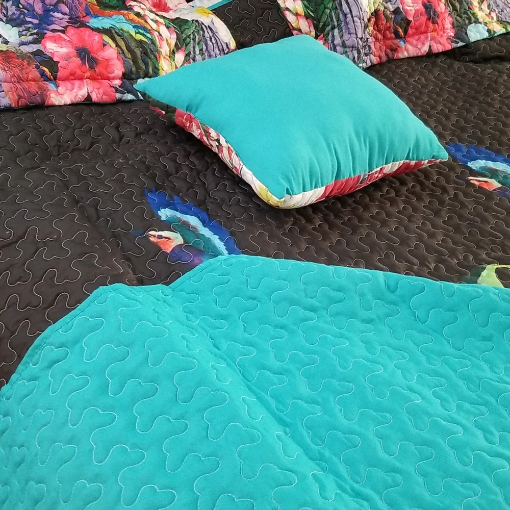 4pc Reversible Queen Quilt Bedspread Set Exotic Vibrant Floral New
